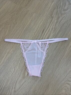 Victoria’s Secret Dream Angels V String Panty M